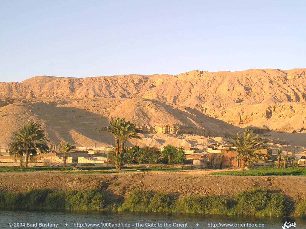 1000and1.de Wallpaper Foto's Theben