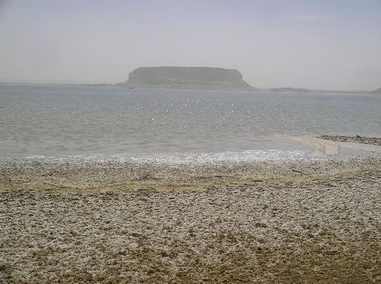 21-siwa-salzsee.JPG