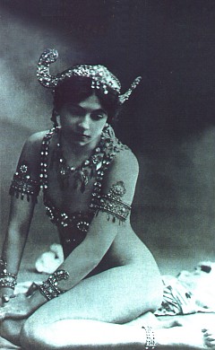 Mata Hari - Picture 3