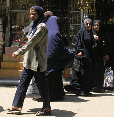 Frauen in Kairo