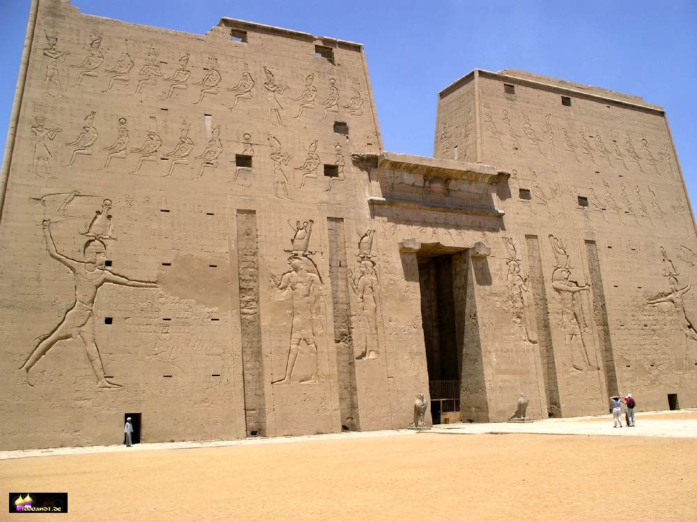 25_Edfu_Horustempel_IMGP2046.jpg